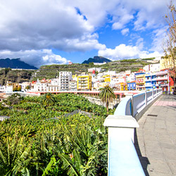 Blick auf die Stadt Tazacorte auf La Palma