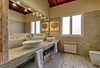 Villa Claudia, Badezimmer 1
