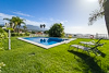 Villa Los Lomos Uno, Swimmingpool und Liegewiese